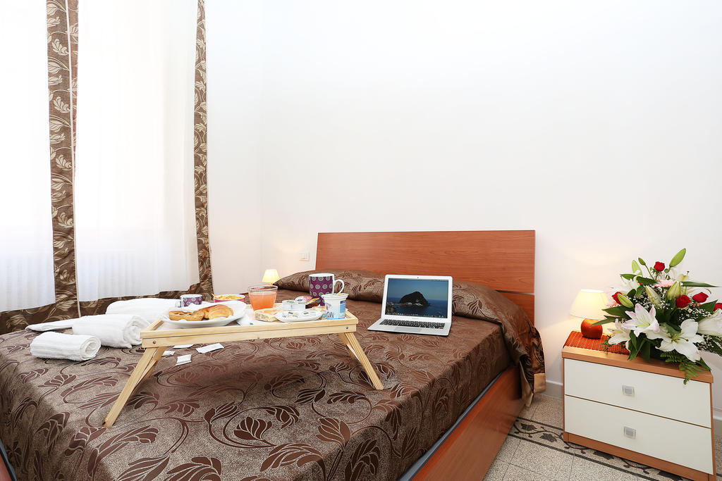 Bells Of Rome Hotel ห้อง รูปภาพ
