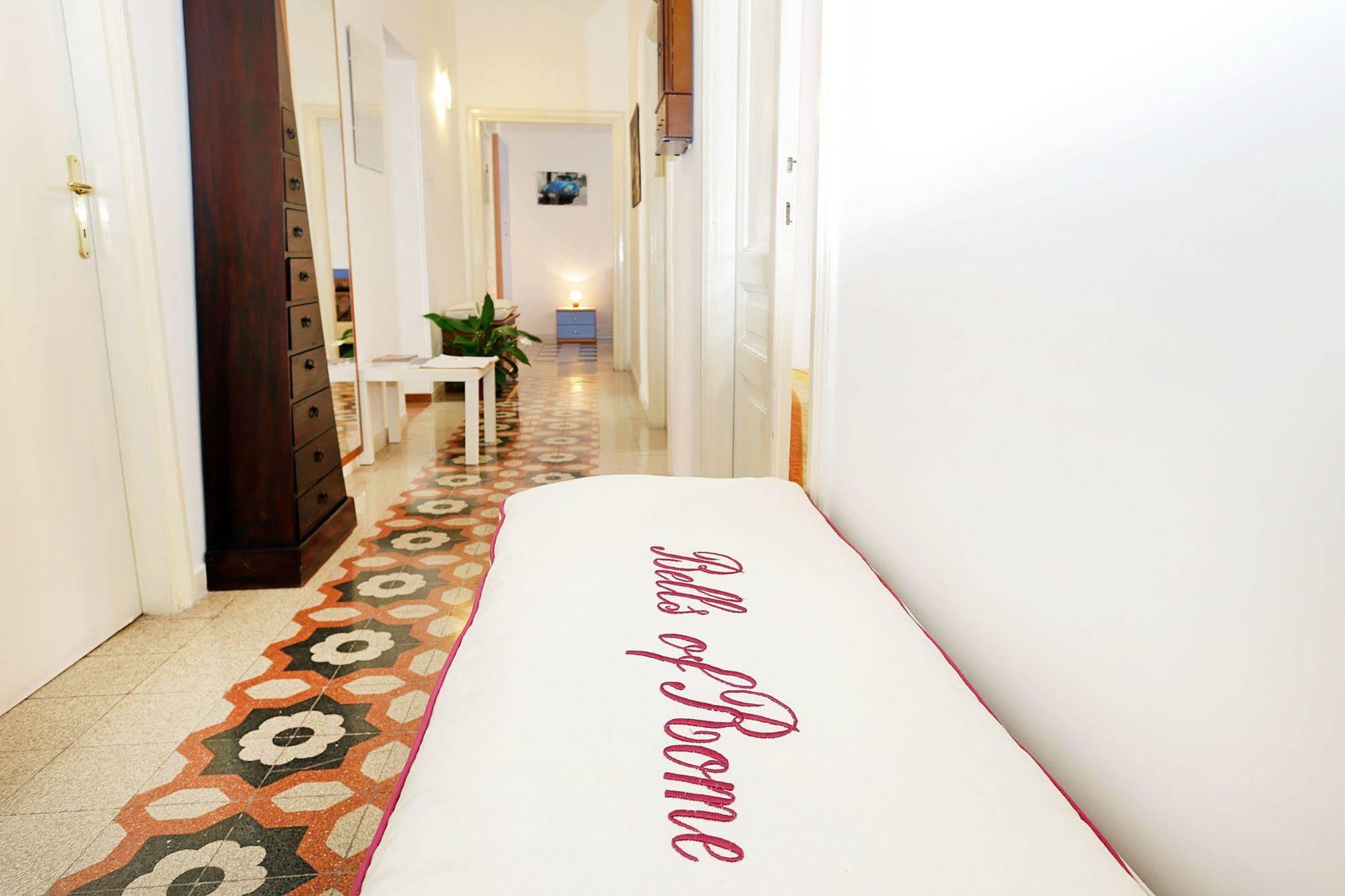 Bells Of Rome Hotel ภายนอก รูปภาพ